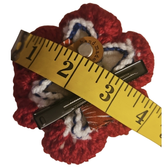 Handcrafted Red and White Floral Hair Clip Crochet Knit Patriotic Hair Accesory - Picture 13 of 17